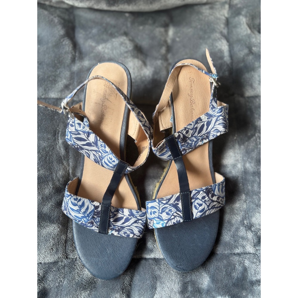 Tommy Bahama Jaidyn Blue White Floral Espadrille Wedge Sandals T-Strap 11B